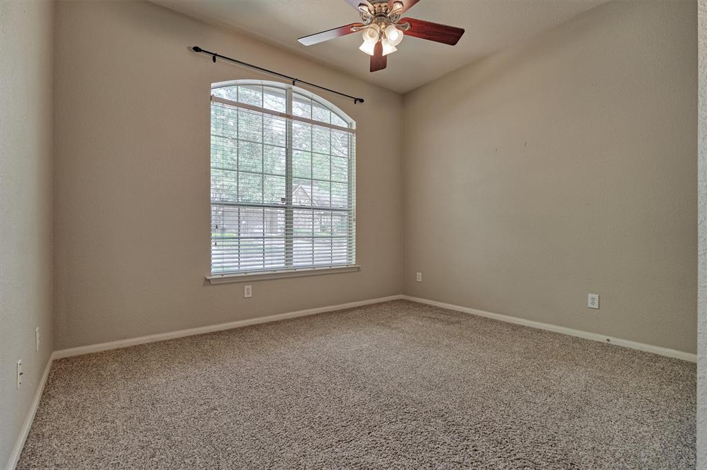 35 Endor Forest Place, The Woodlands, Texas image 24