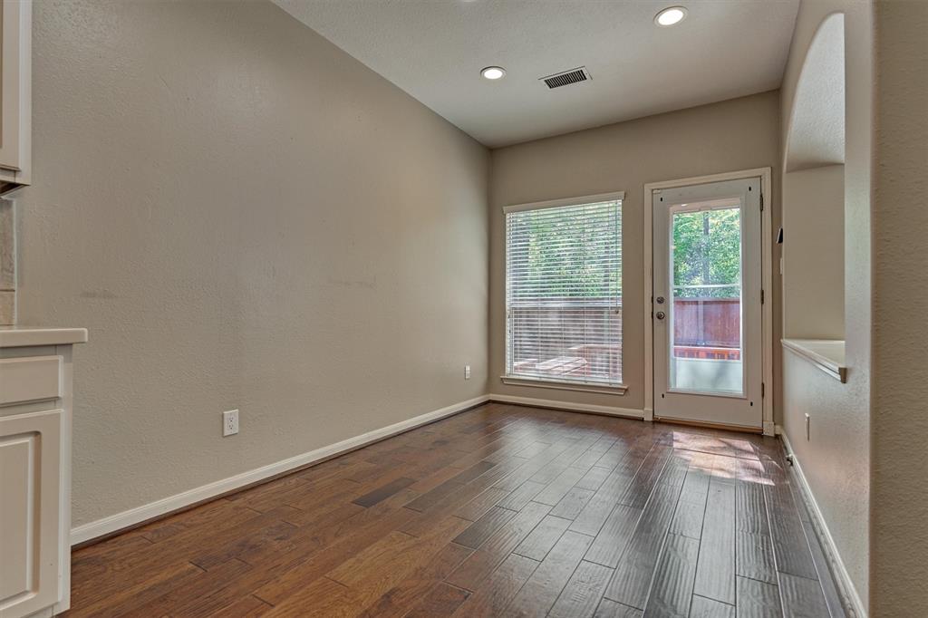 35 Endor Forest Place, The Woodlands, Texas image 17