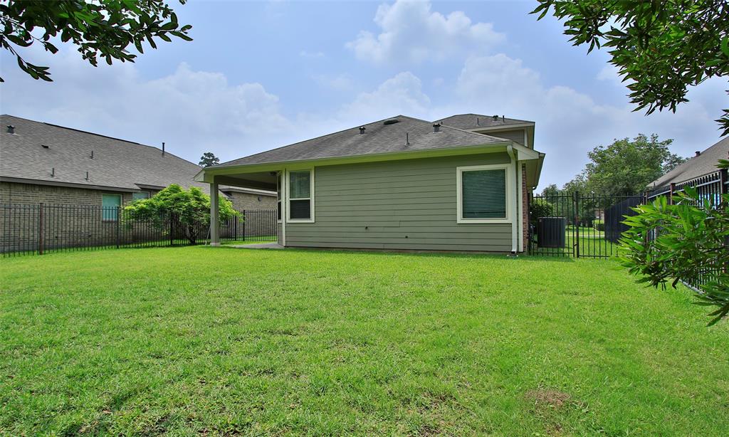 74 Wood Drake Place, Tomball, Texas image 32