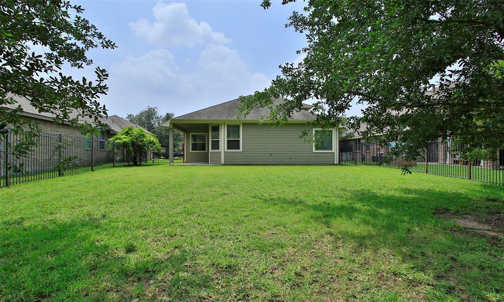 74 Wood Drake Place, Tomball, Texas image 33