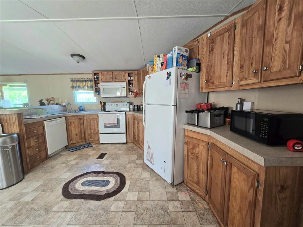 384 County Road 6052, Dayton, Texas image 4