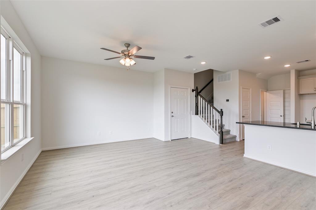 1626 Revolution Way, Missouri City, Texas image 11
