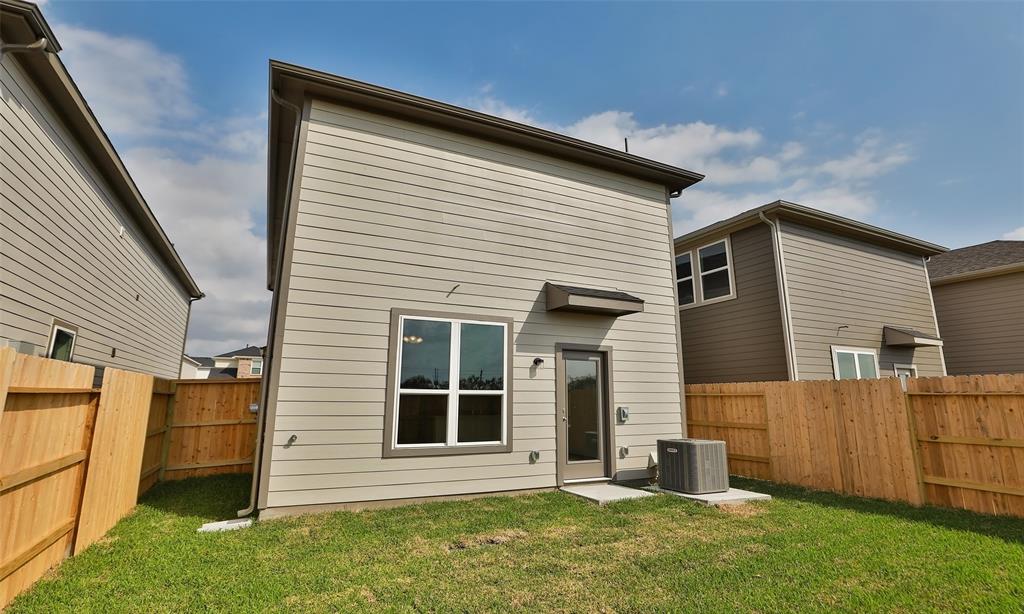1626 Revolution Way, Missouri City, Texas image 33