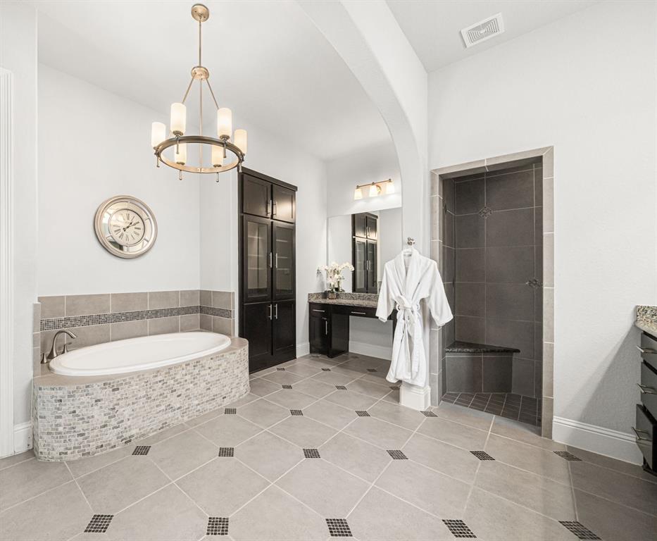 6407 Caparra Rock Lane, Sugar Land, Texas image 28