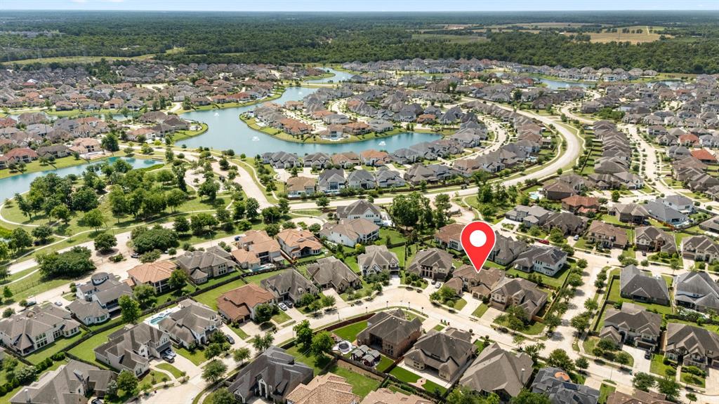 6407 Caparra Rock Lane, Sugar Land, Texas image 48