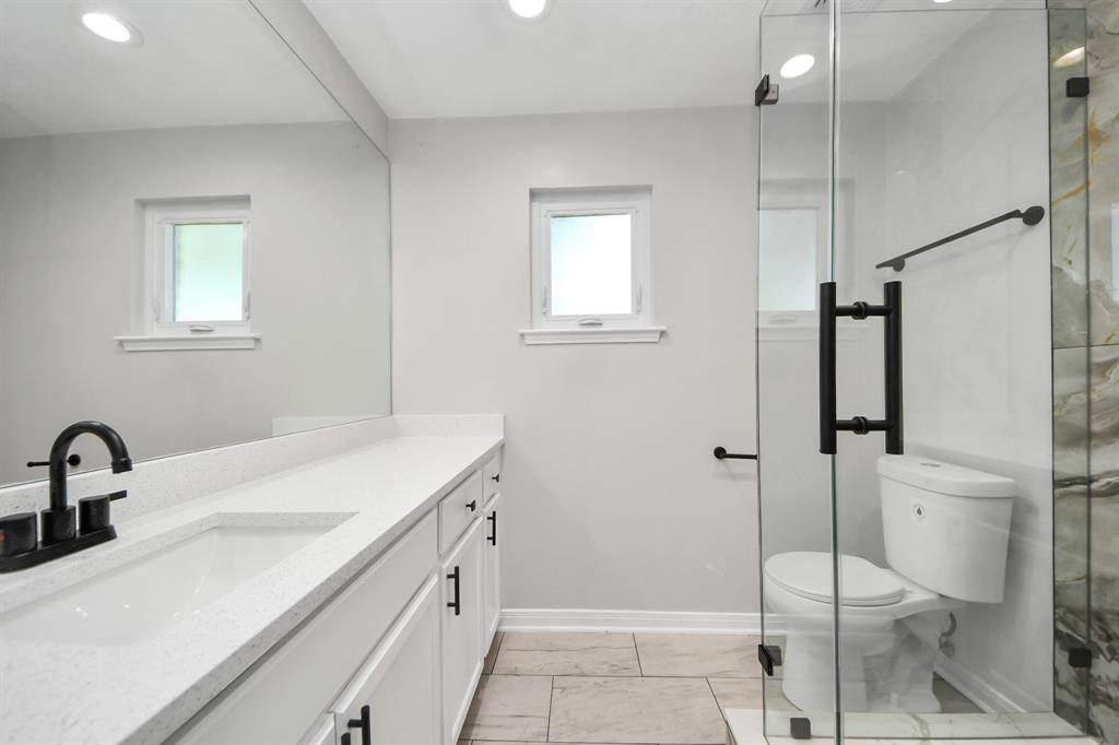 10602 Raydell Drive, Houston, Texas image 33
