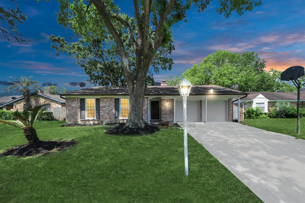 10602 Raydell Drive, Houston, Texas image 3