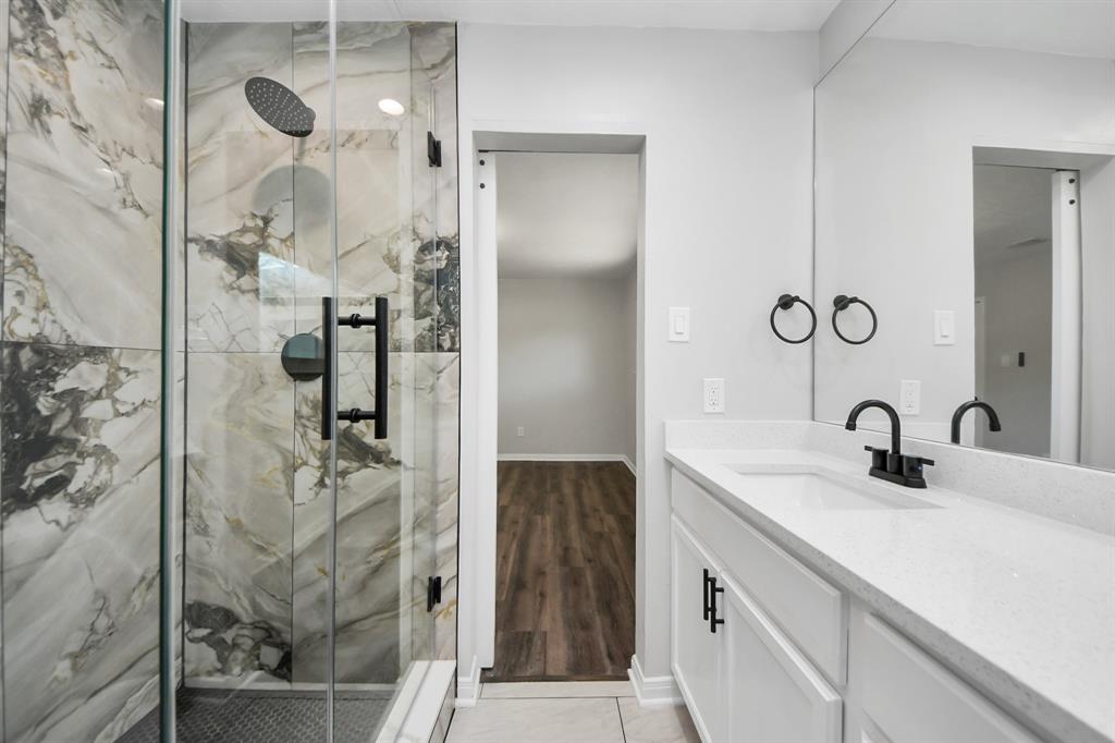 10602 Raydell Drive, Houston, Texas image 34