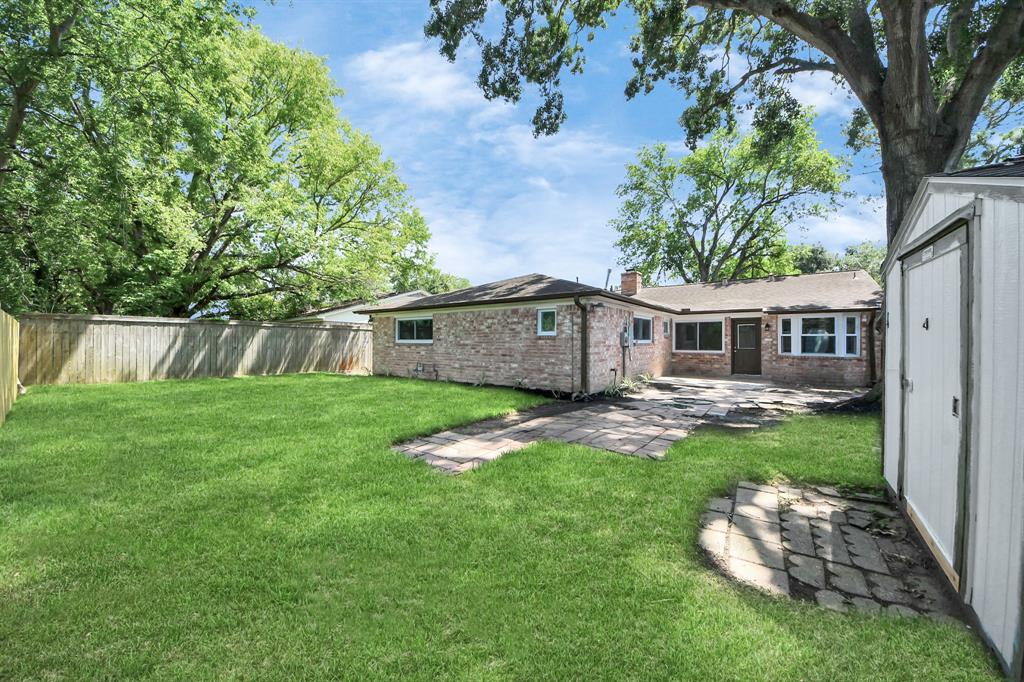 10602 Raydell Drive, Houston, Texas image 5