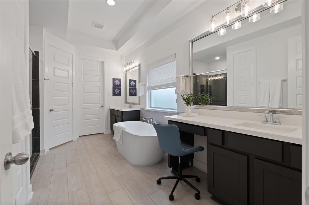 1025 Mission River Drive, Conroe, Texas image 15