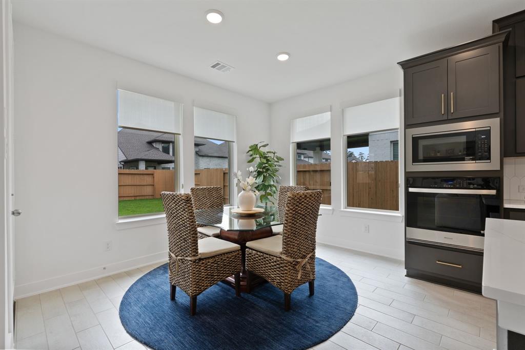 1025 Mission River Drive, Conroe, Texas image 30