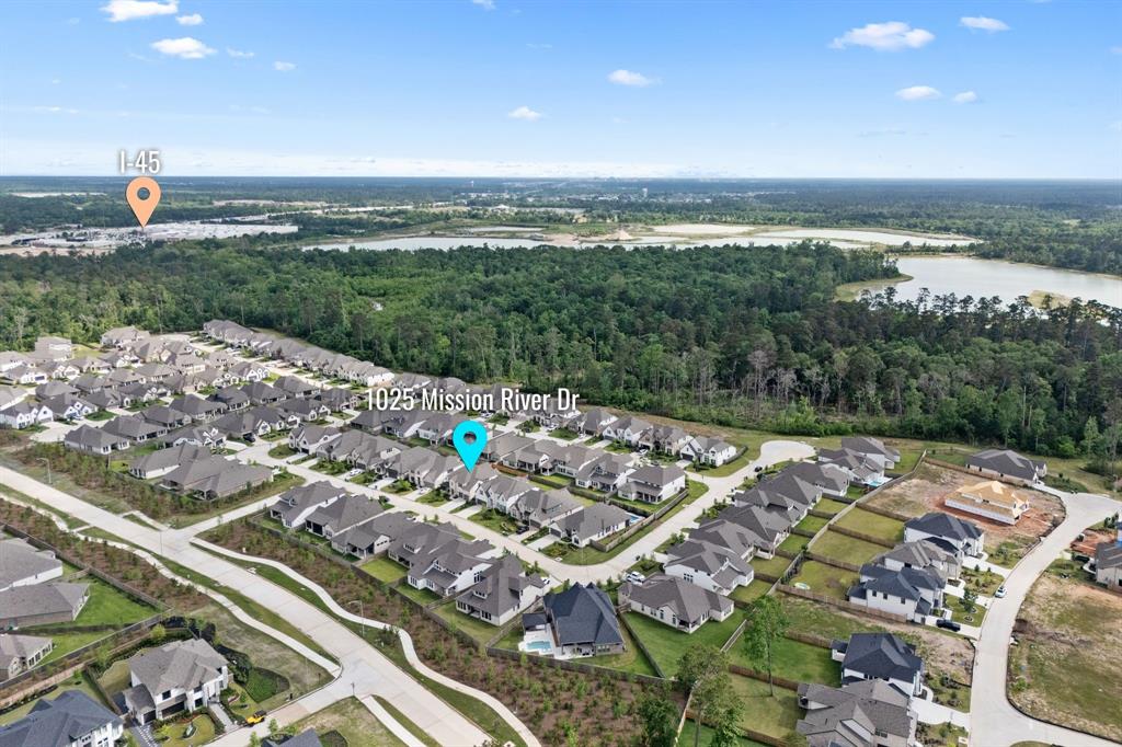 1025 Mission River Drive, Conroe, Texas image 46