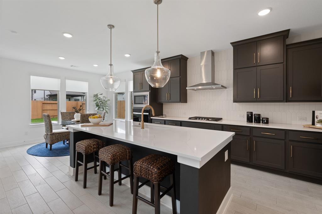 1025 Mission River Drive, Conroe, Texas image 27