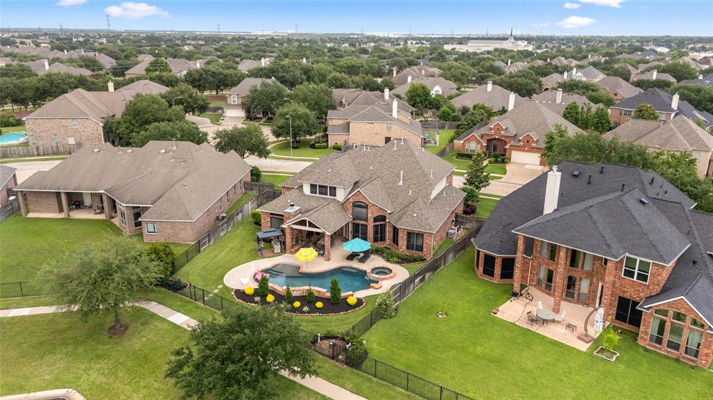 8711 Crossriver Lane, Houston, Texas image 3