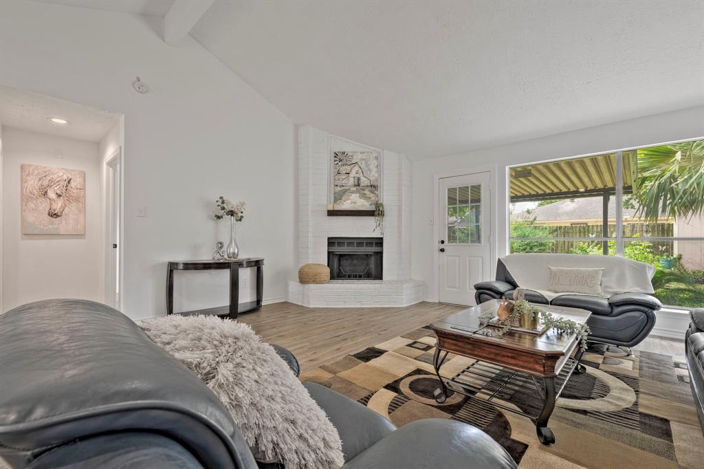 3247 Bolton Gardens Drive, Houston, Texas image 7