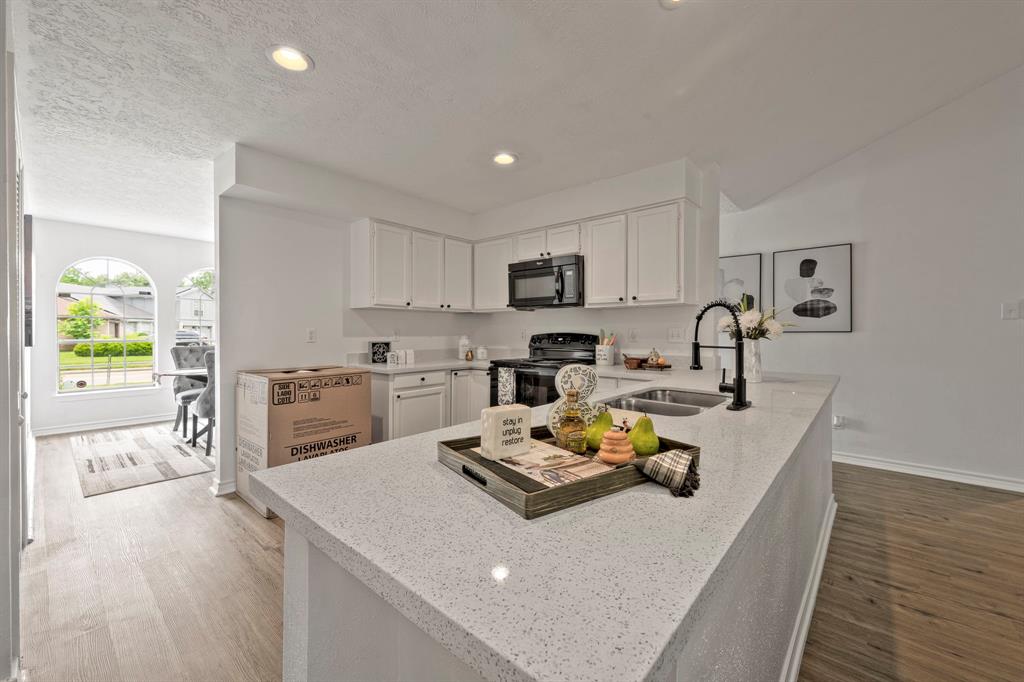 3247 Bolton Gardens Drive, Houston, Texas image 10