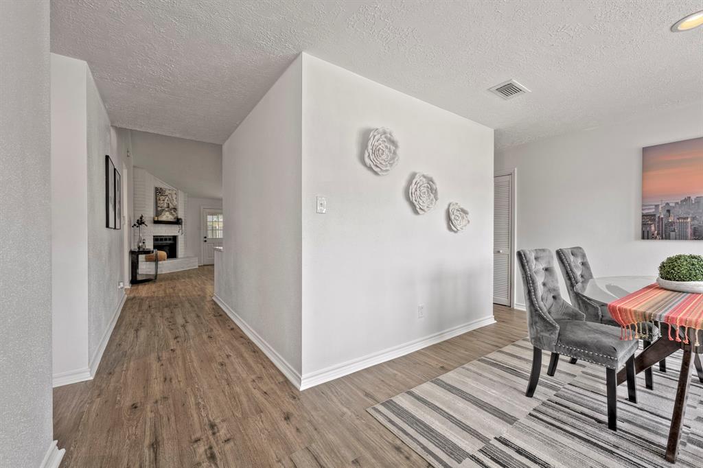3247 Bolton Gardens Drive, Houston, Texas image 3