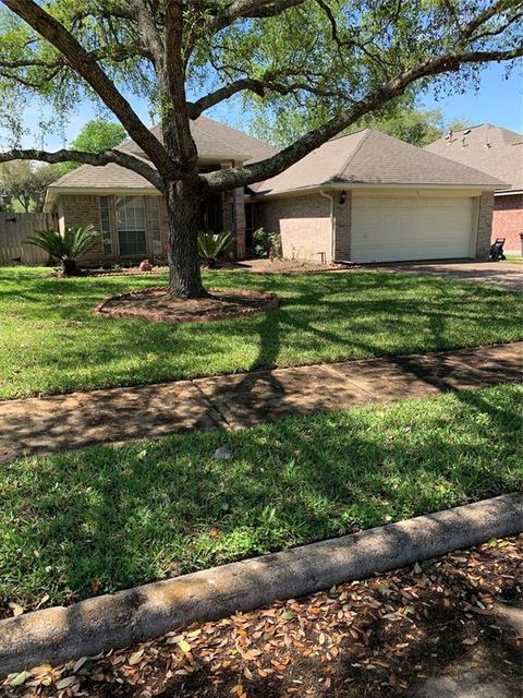 A home in League City