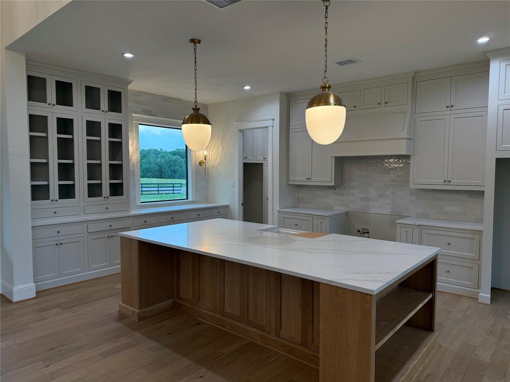 15420 Highlander Court
