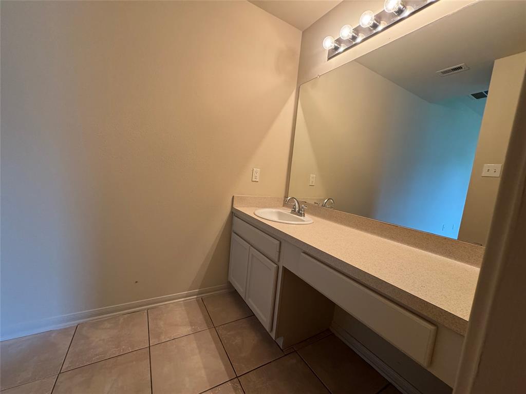 21107 Wortham Oaks Drive, Humble, Texas image 11
