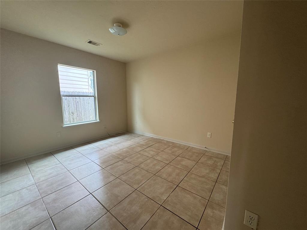21107 Wortham Oaks Drive, Humble, Texas image 8