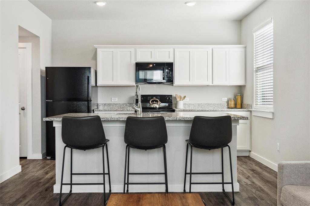 523-1304G Powell Drive