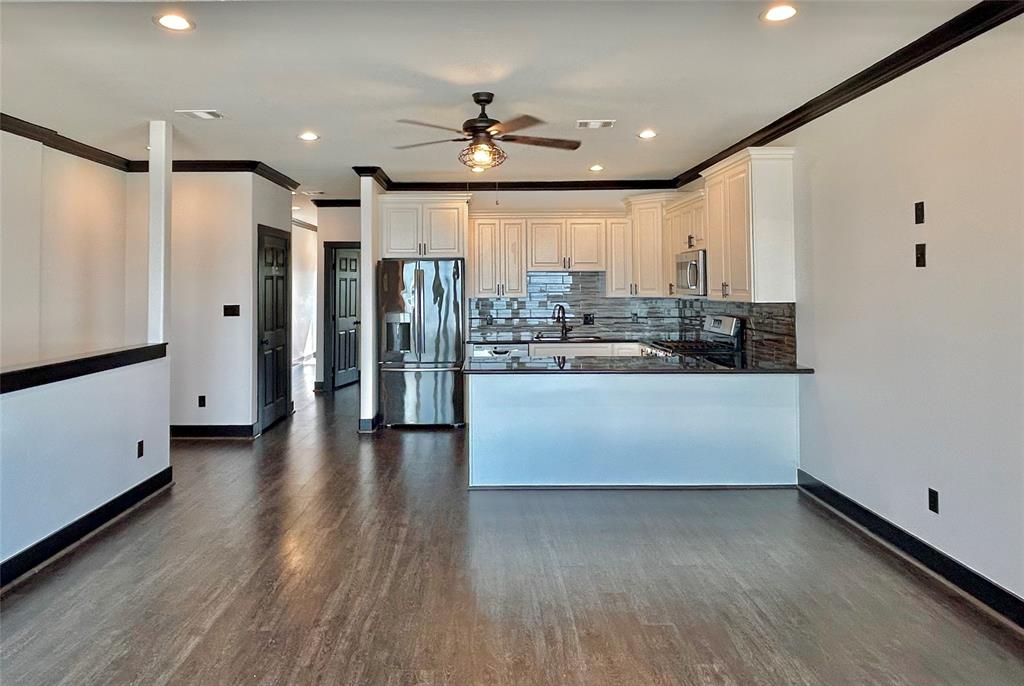 4514 Boulevard Street, Bacliff, Texas image 8
