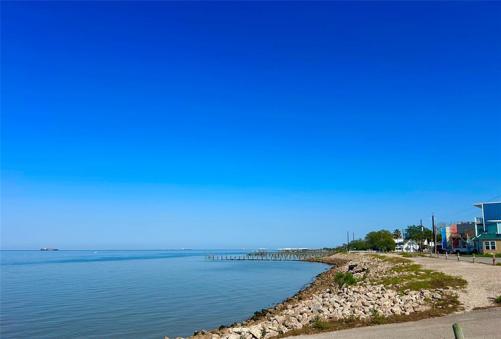 4514 Boulevard Street, Bacliff, Texas image 4