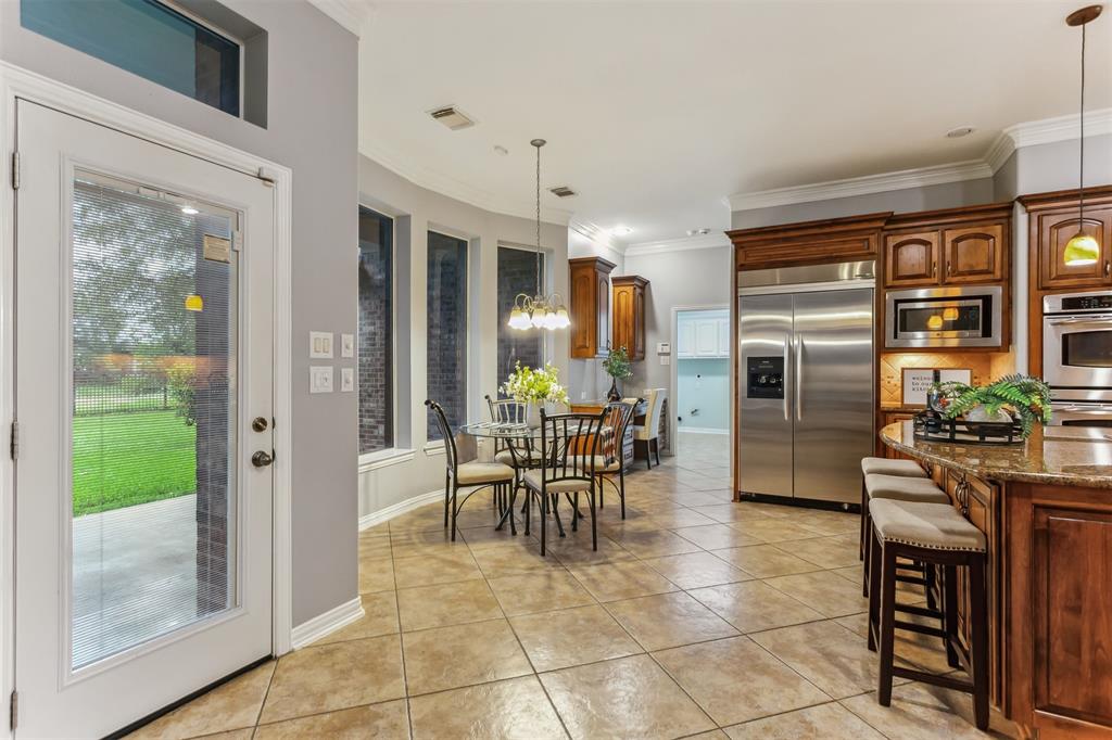 7014 Lake Haven Court, Sugar Land, Texas image 18