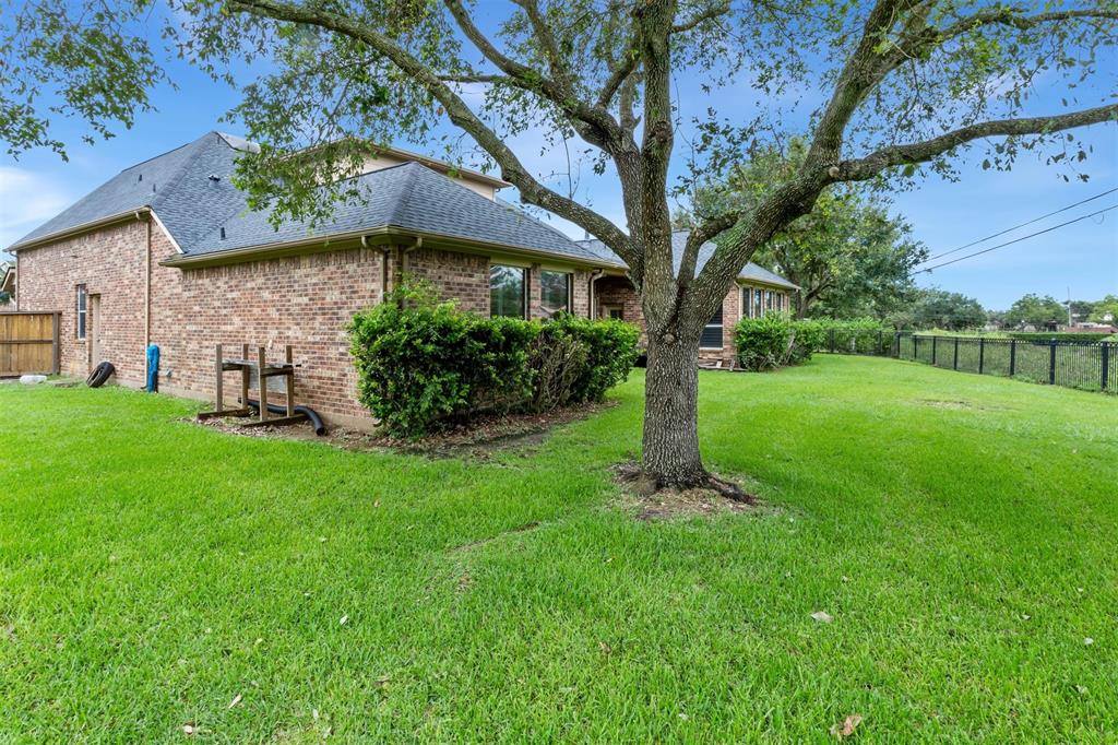 7014 Lake Haven Court, Sugar Land, Texas image 42