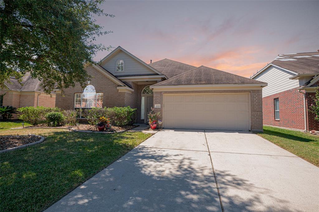 20815 Dappled Ridge Way, Humble, Texas image 27