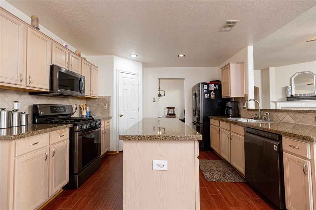 20815 Dappled Ridge Way, Humble, Texas image 13