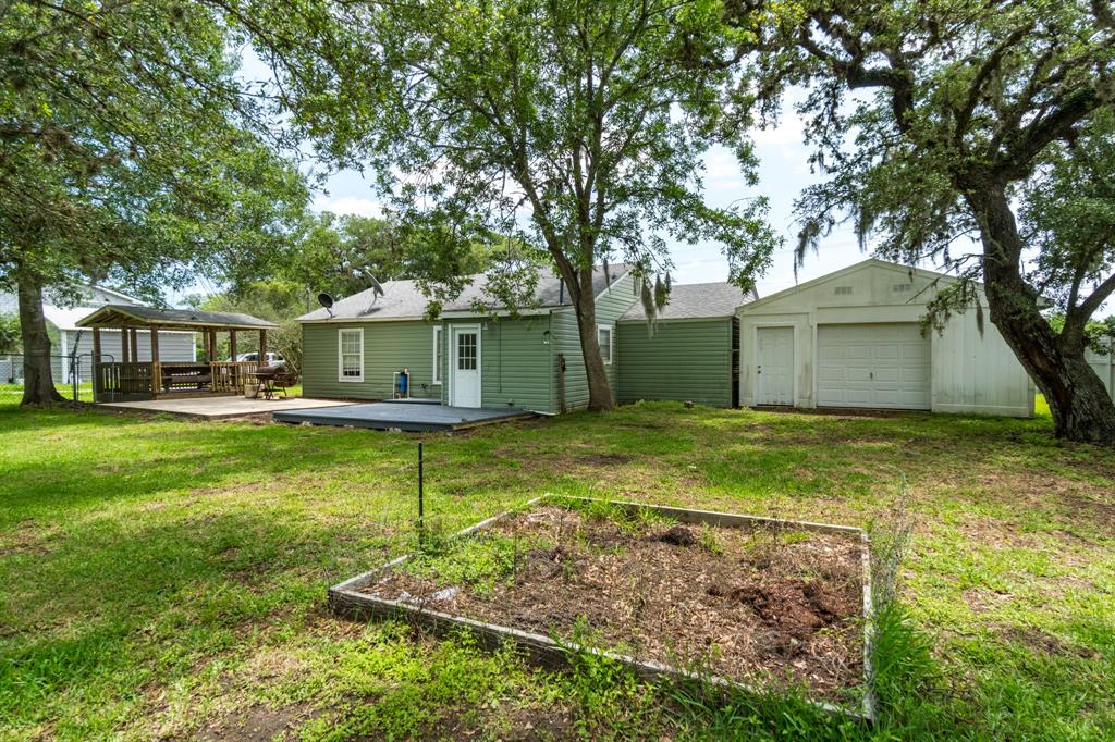 20932 Highway 35, Sweeny, Texas image 4
