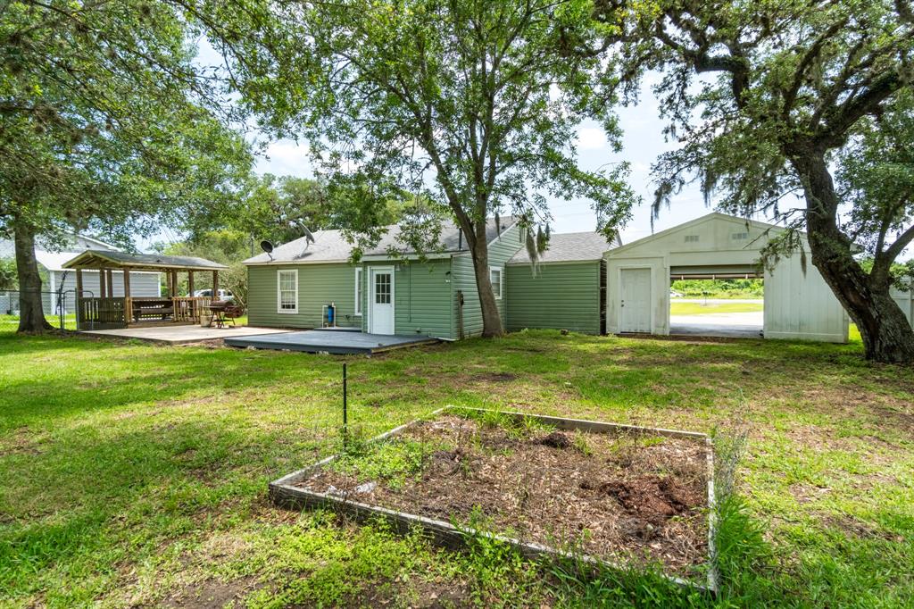 20932 Highway 35, Sweeny, Texas image 3