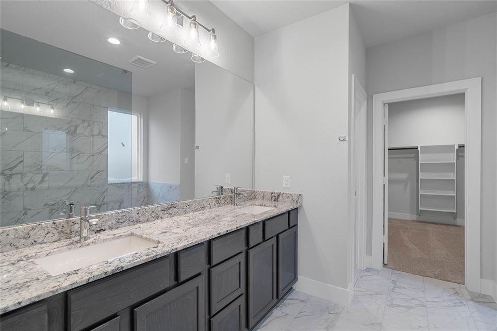 3304 Pin Cherry Lane, Conroe, Texas image 11
