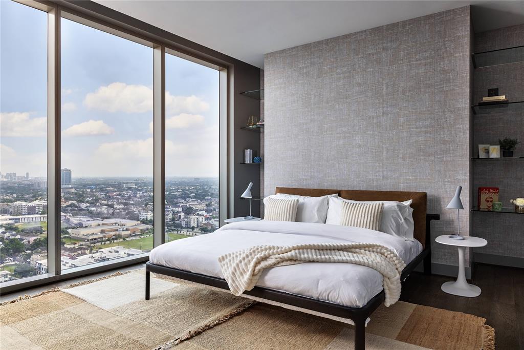 1711 Allen Parkway 2604