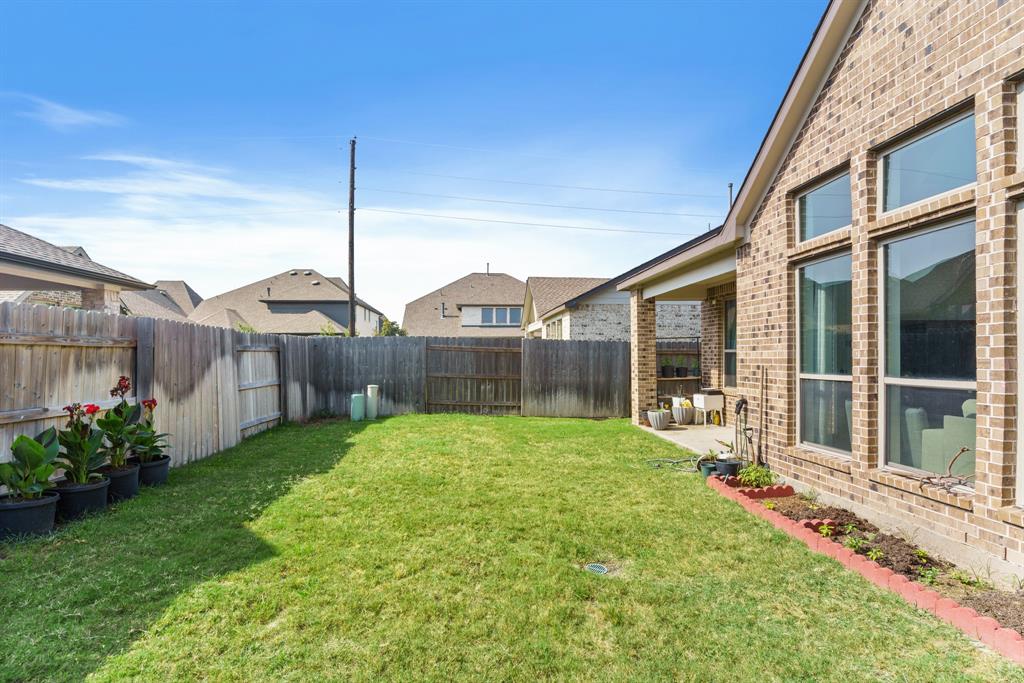7023 Golden Groundsel Drive, Katy, Texas image 28