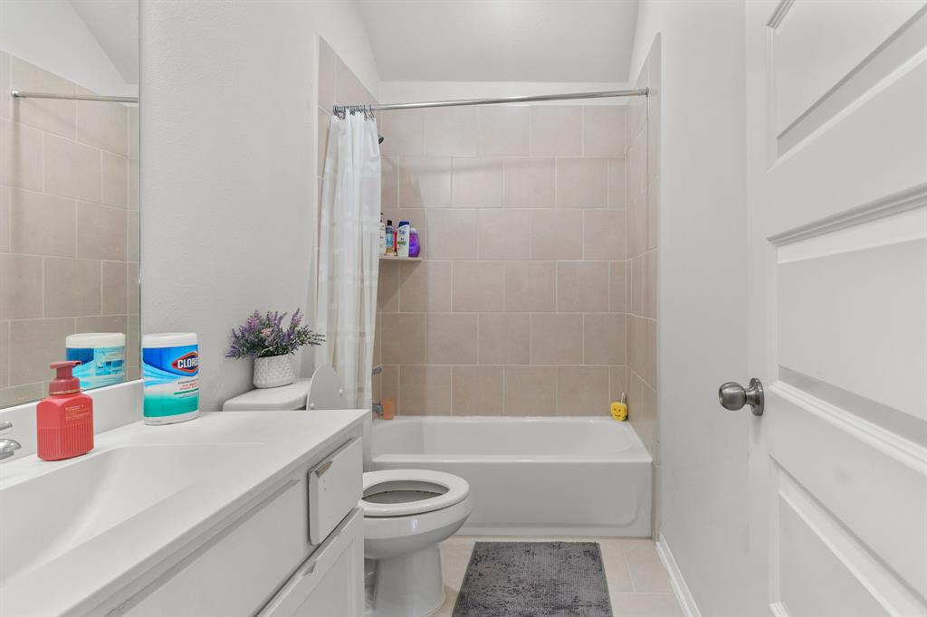 7023 Golden Groundsel Drive, Katy, Texas image 25