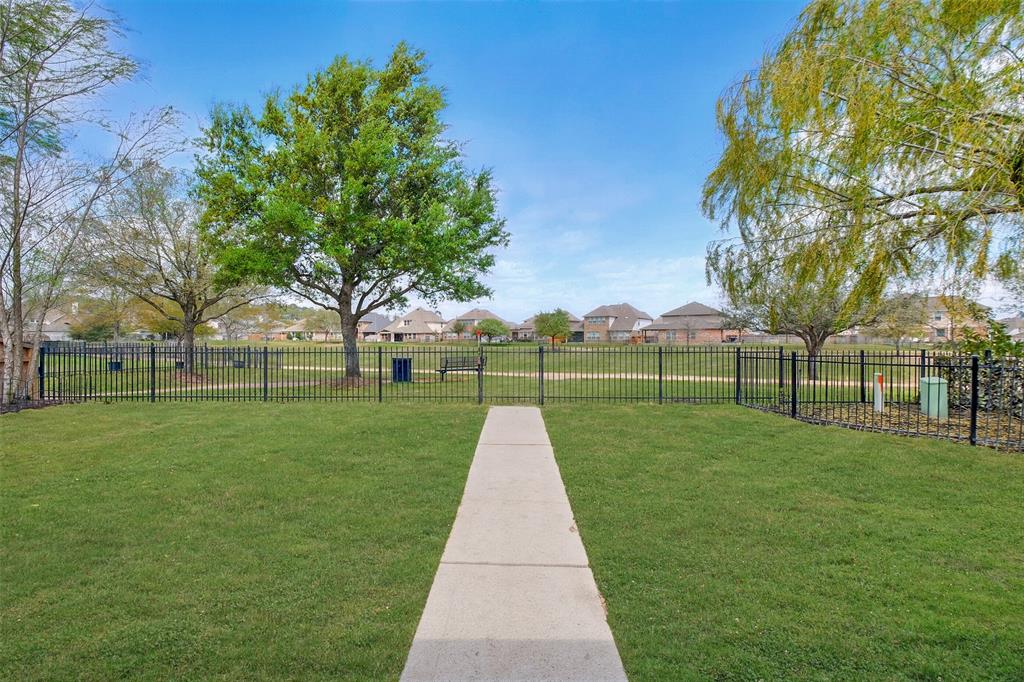 9034 Cedar Run Falls, Tomball, Texas image 3
