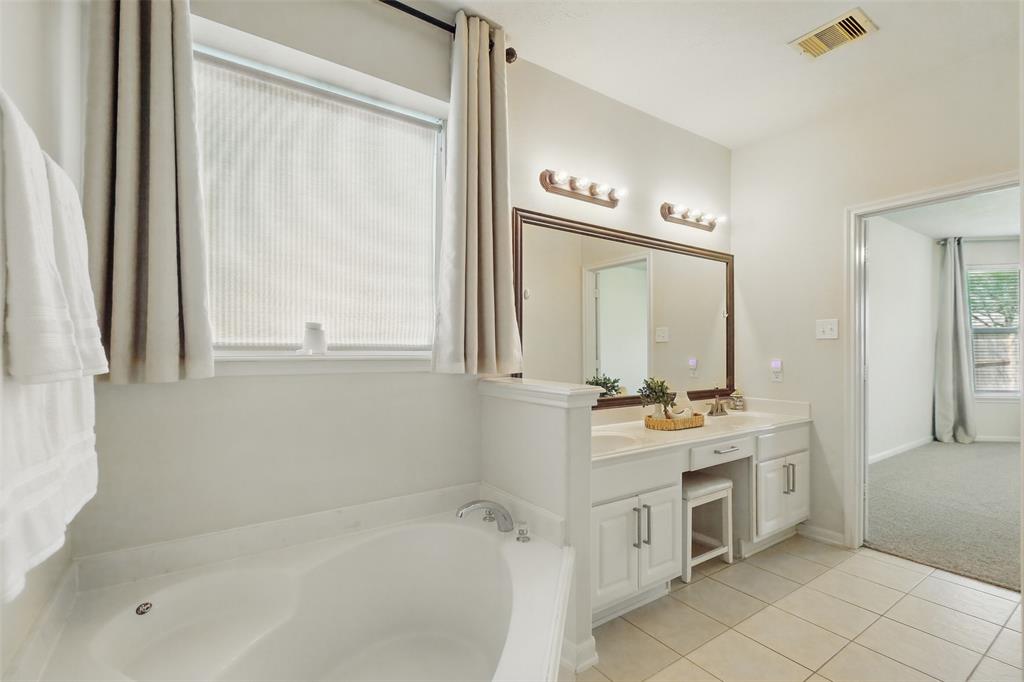 9034 Cedar Run Falls, Tomball, Texas image 25