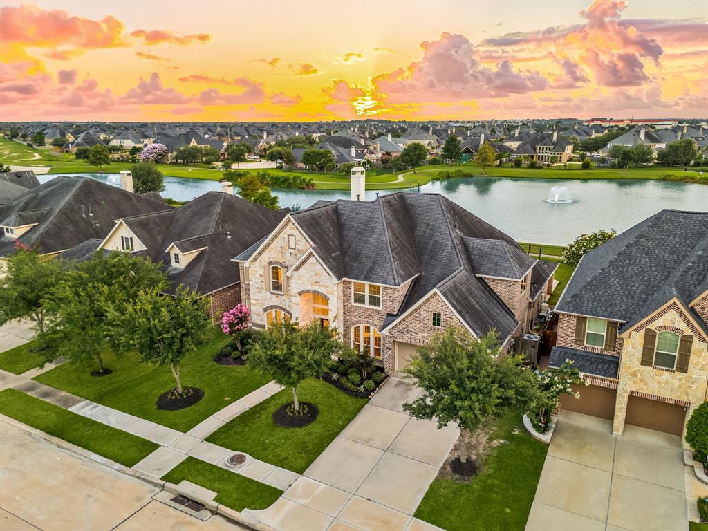 2710 Carlson Manor Drive