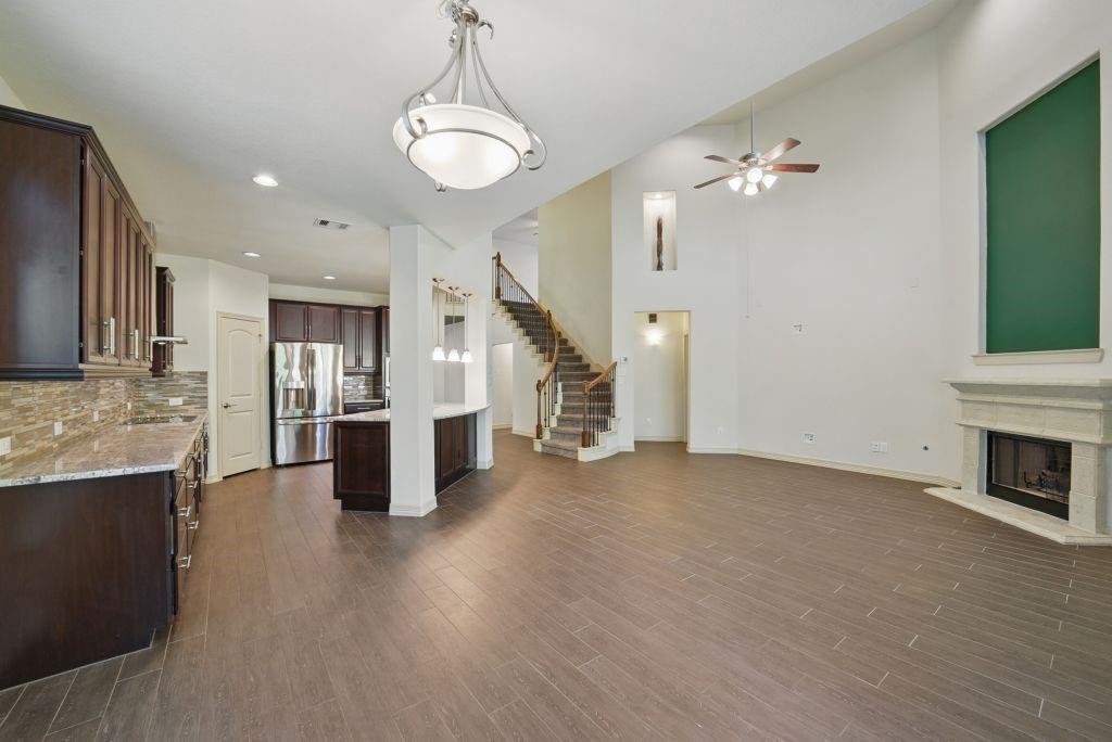 23 Castello Lane, Missouri City, Texas image 18