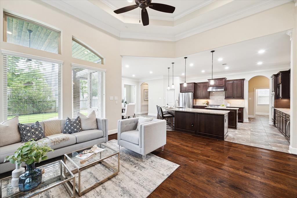 2307 Ellis Park Lane, Conroe, Texas image 11