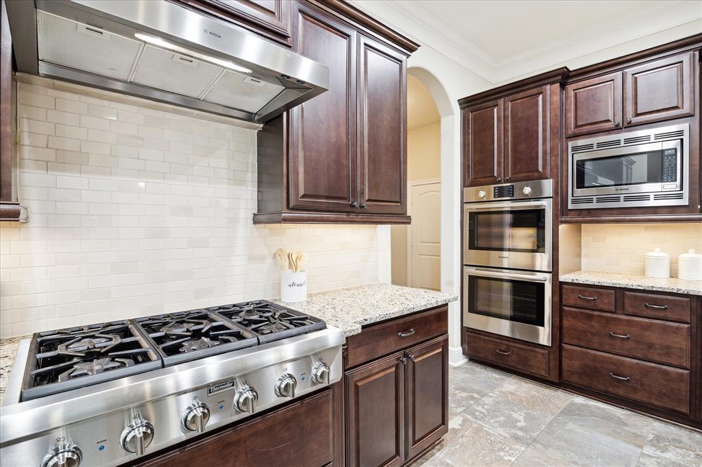 2307 Ellis Park Lane, Conroe, Texas image 17