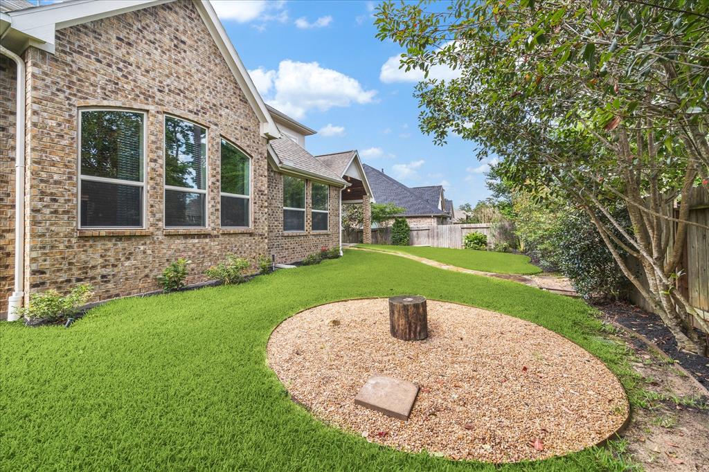 2307 Ellis Park Lane, Conroe, Texas image 47