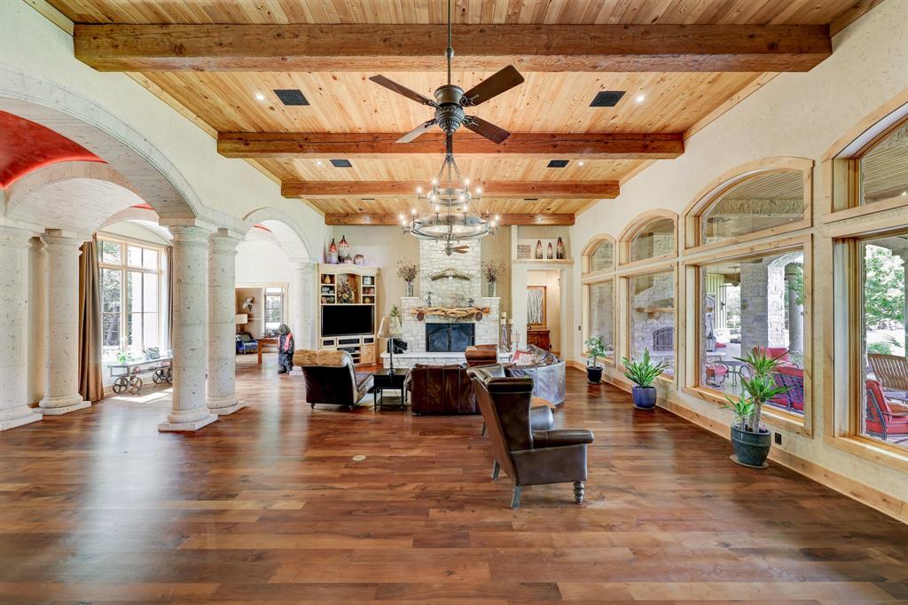 10002 Oxted Lane, Spring, Texas image 12