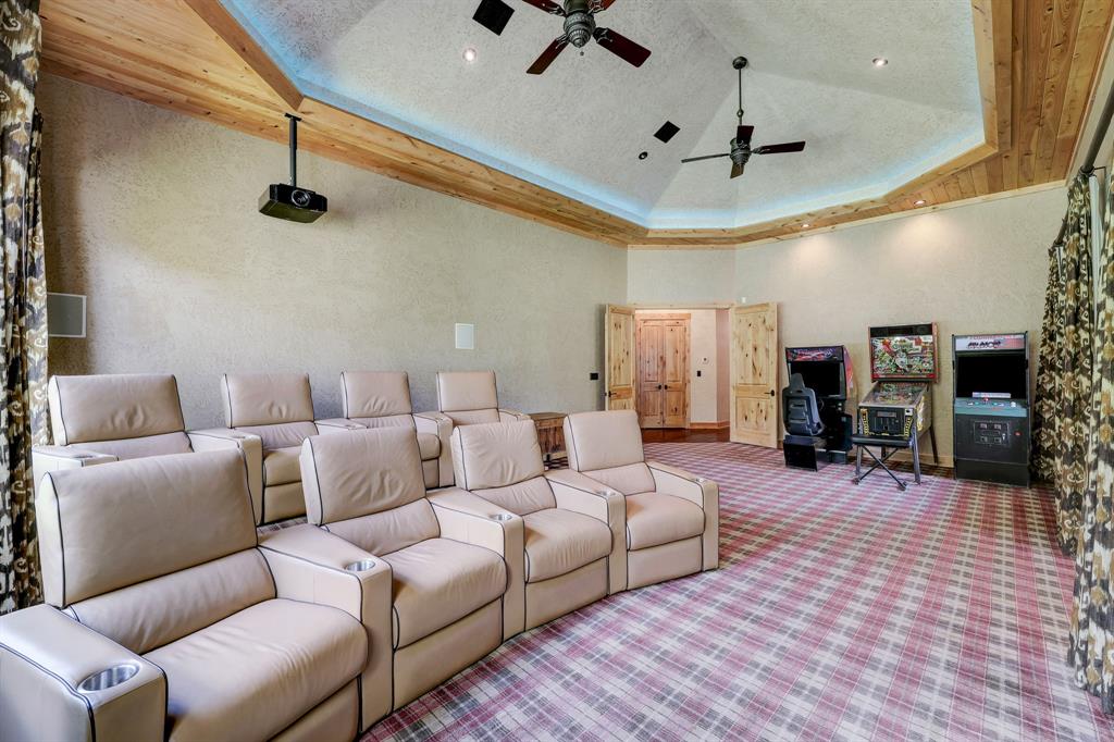 10002 Oxted Lane, Spring, Texas image 37