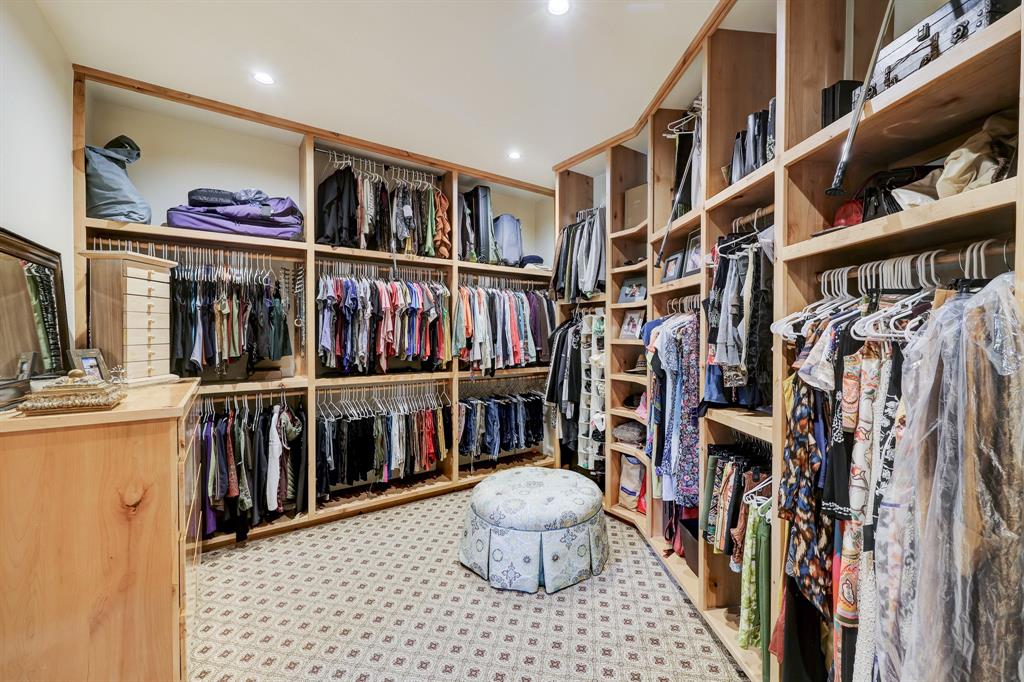 10002 Oxted Lane, Spring, Texas image 25