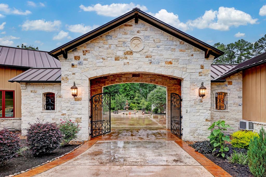 10002 Oxted Lane, Spring, Texas image 46