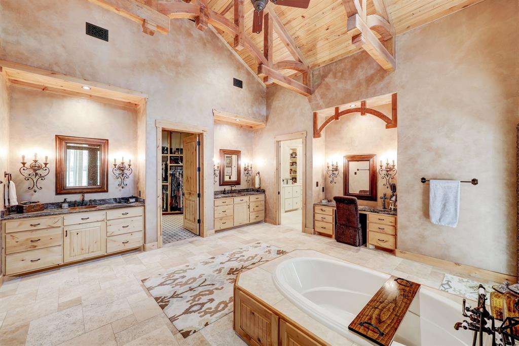 10002 Oxted Lane, Spring, Texas image 22
